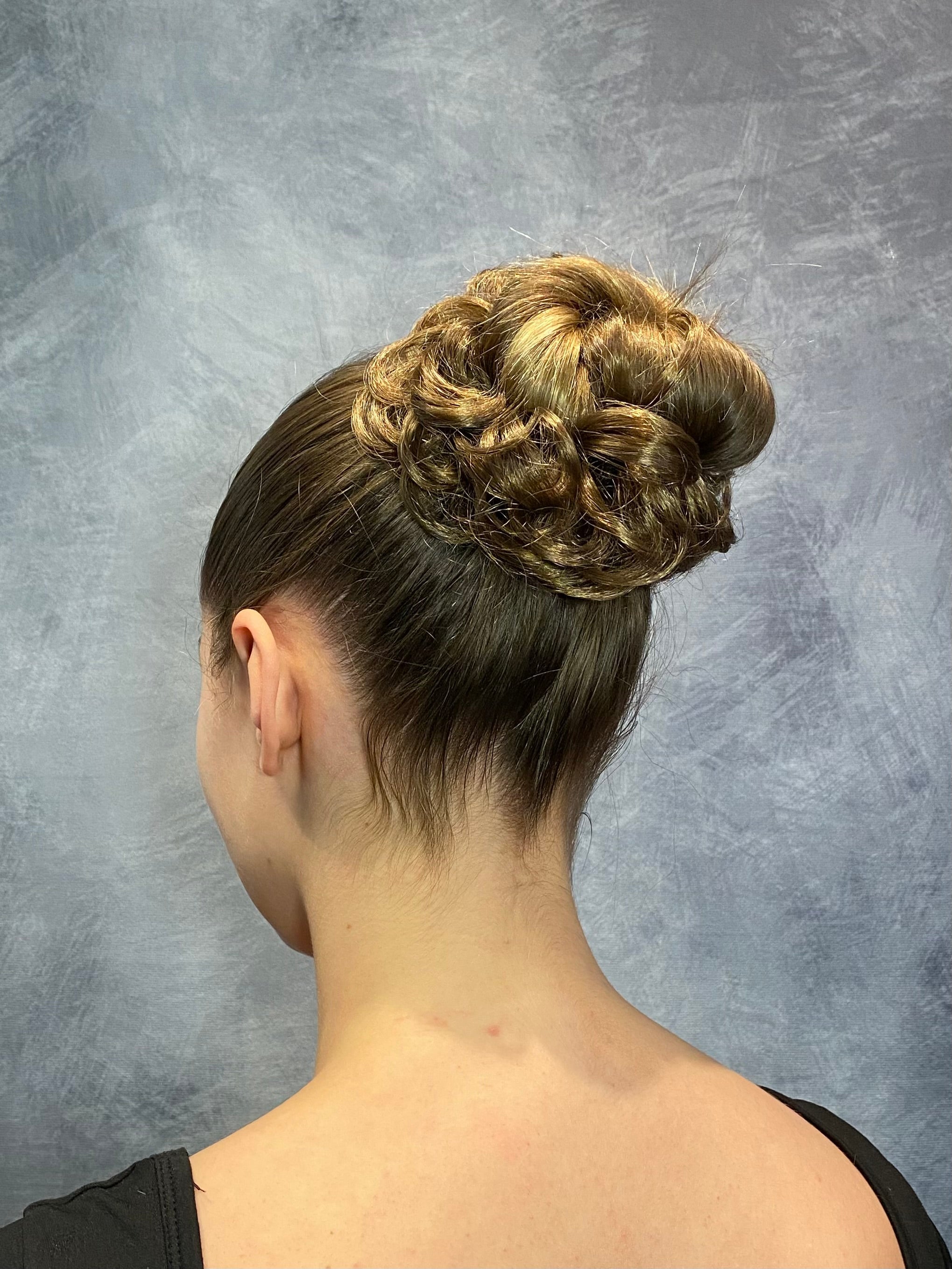 Bun of Curls Hairpiece 83