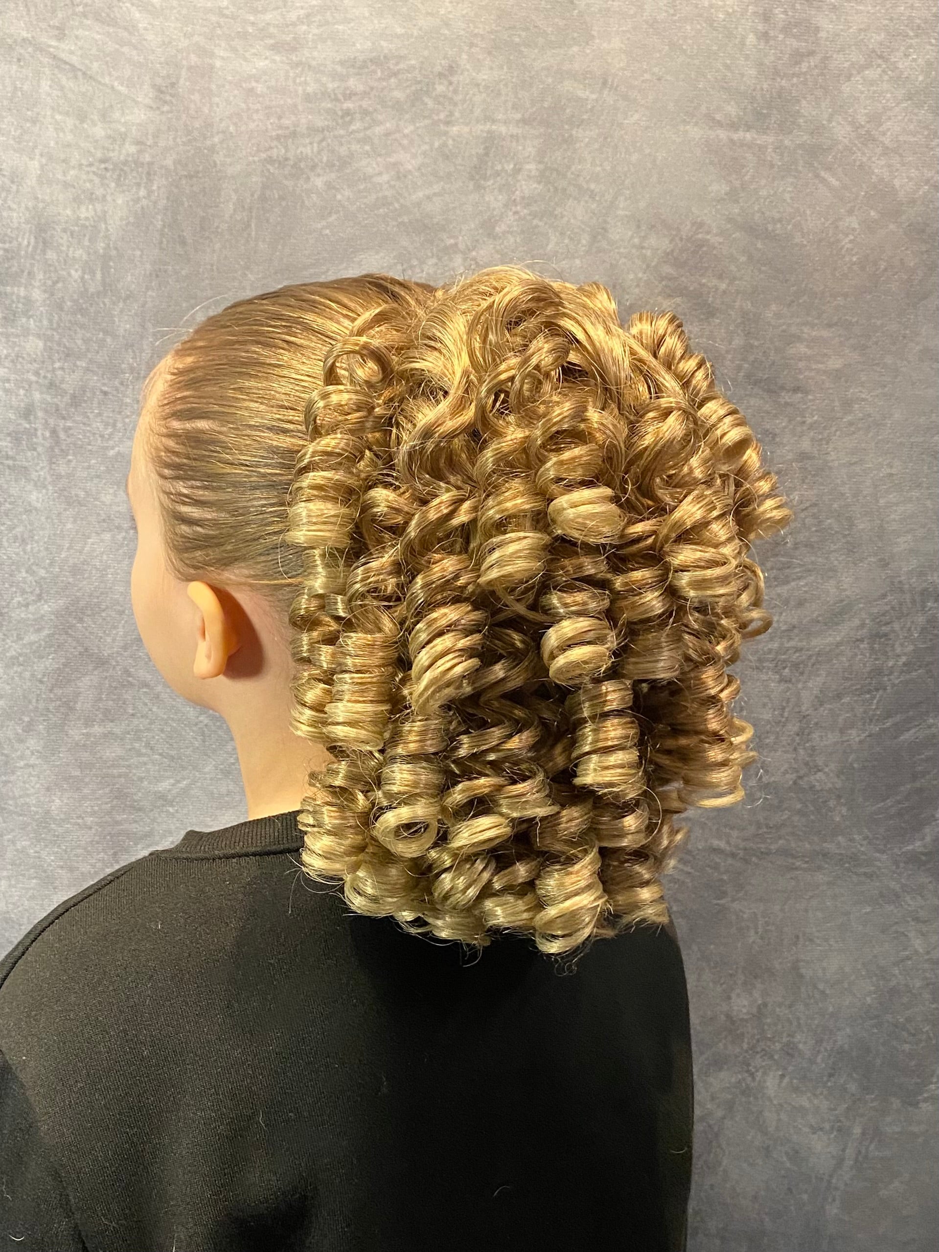 Tight Ringlets Ponytail 85